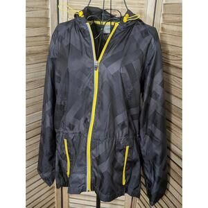Xersion Lightweight Windbreaker Jacket Sz Medium, Spring, Gray W/ Yellow Accents